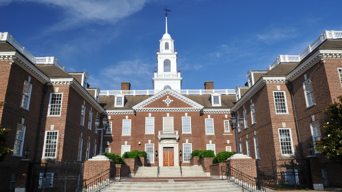 an image of the Delaware state capitol building.