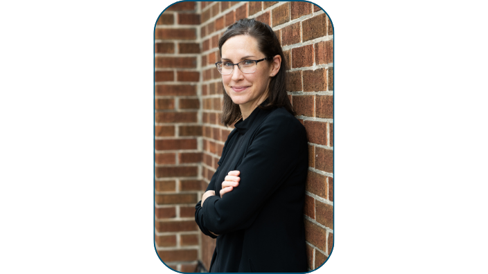 Headshot of Tracie Skolny.